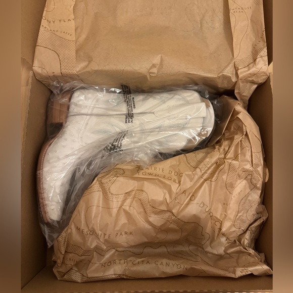 Tecovas The Sadie Ostrich Boots - Women's 7.5 - Picture 8 of 10